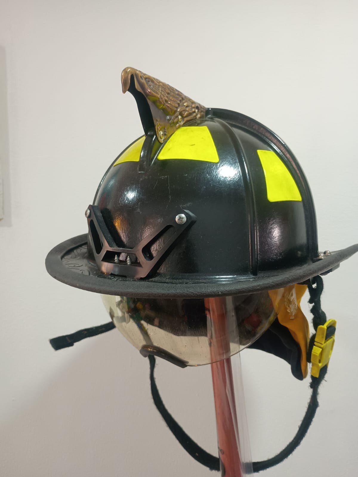 Casco de incendio MSA 1044 Negro